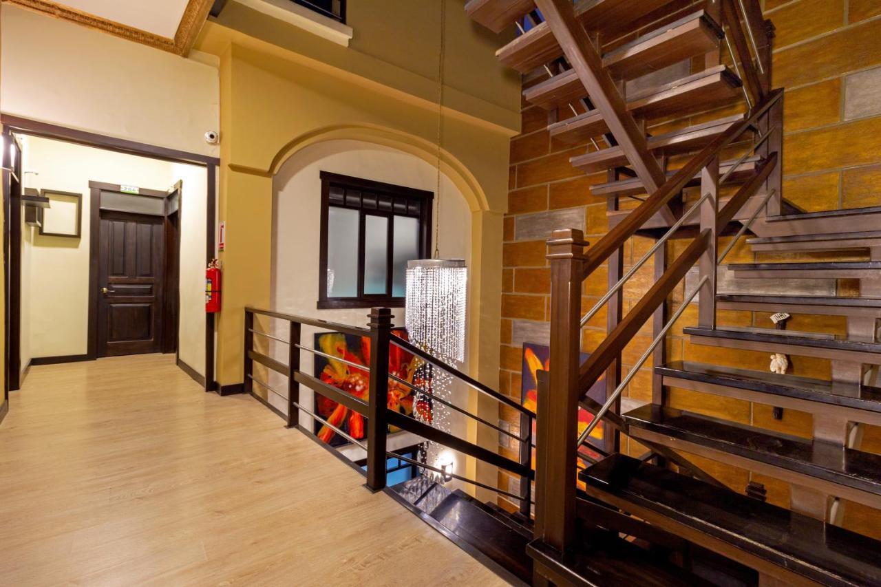 Hotel Majestic 2 By Hhg Cuenca Exterior photo